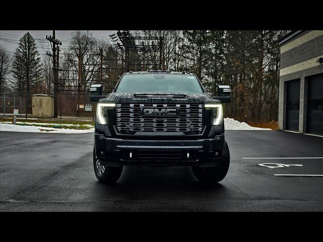 new 2025 GMC Sierra 3500 car, priced at $100,040