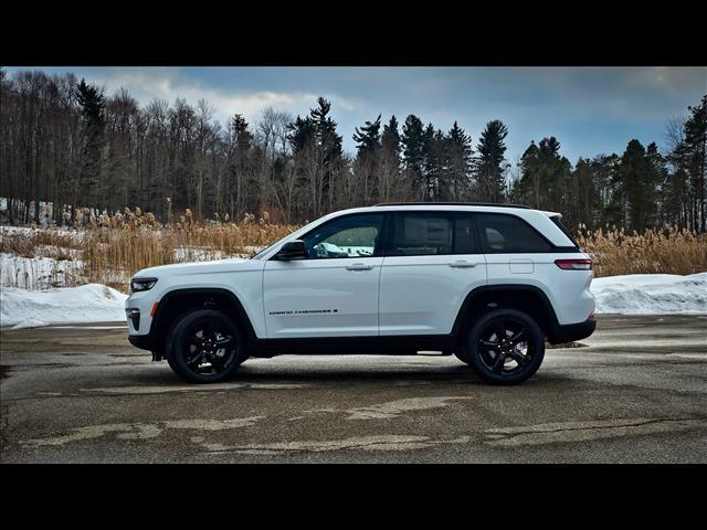 new 2025 Jeep Grand Cherokee car, priced at $47,785