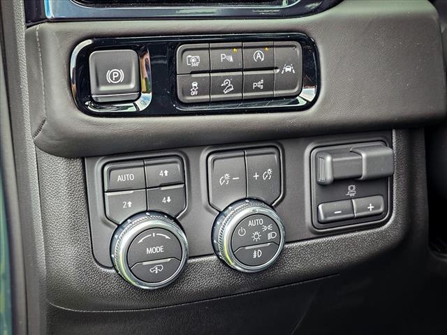 new 2025 GMC Yukon XL car, priced at $102,458