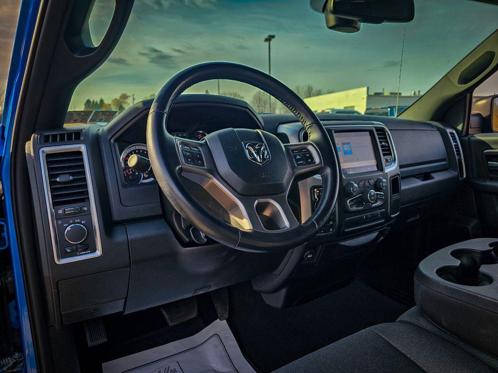 used 2022 Ram 1500 Classic car, priced at $31,900