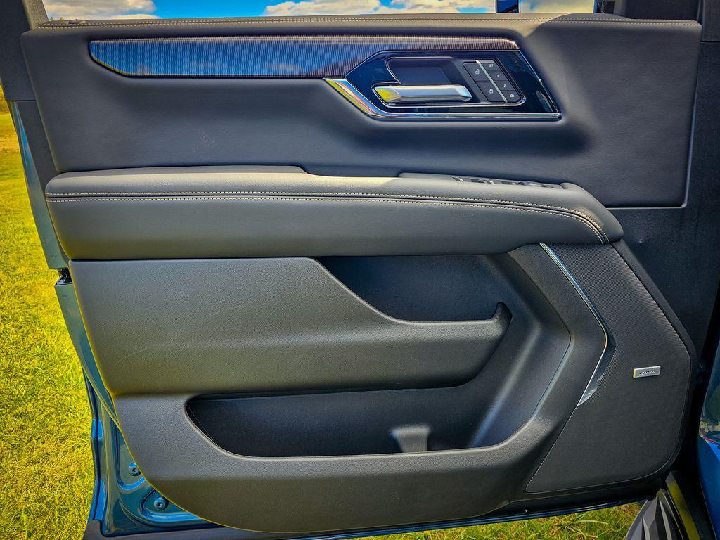 new 2026 GMC Yukon XL car, priced at $87,570