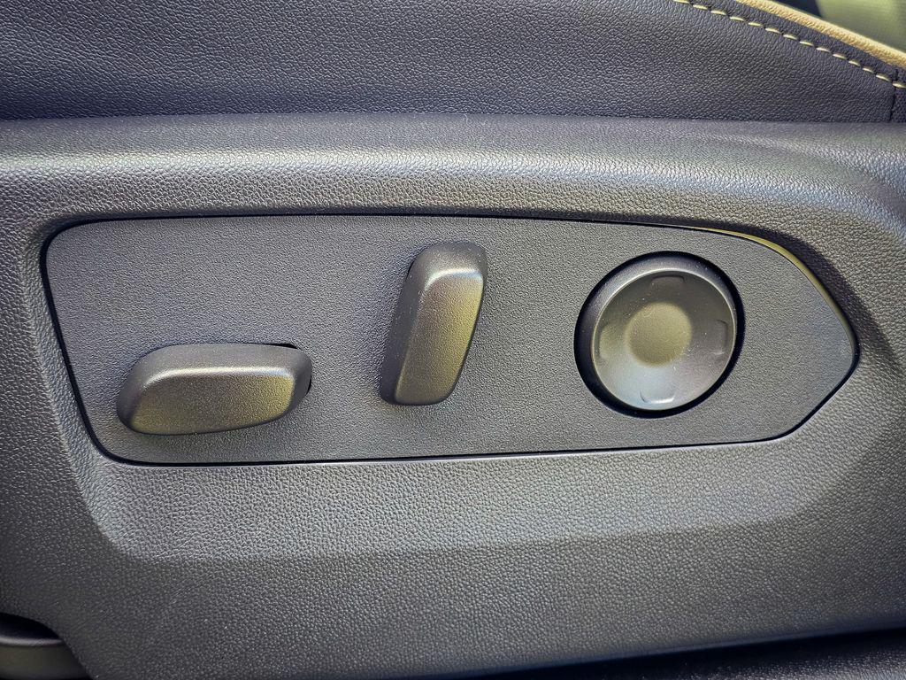 new 2026 GMC Yukon XL car, priced at $87,570