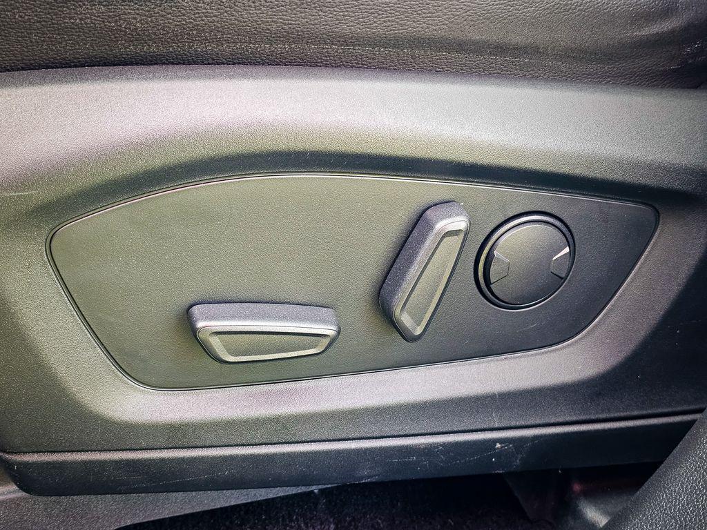 used 2020 Ford Explorer car, priced at $18,900