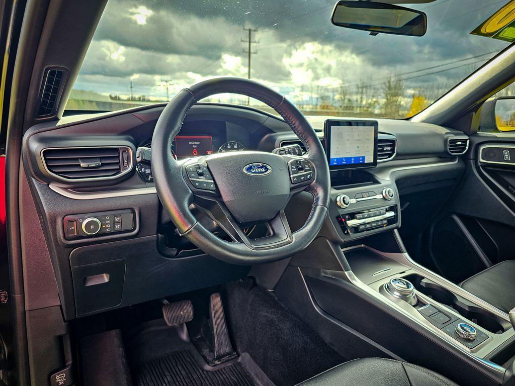 used 2020 Ford Explorer car, priced at $18,900