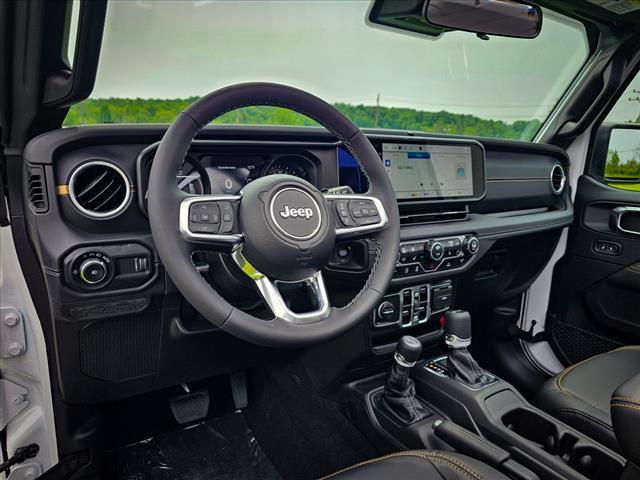 new 2025 Jeep Wrangler car, priced at $53,573