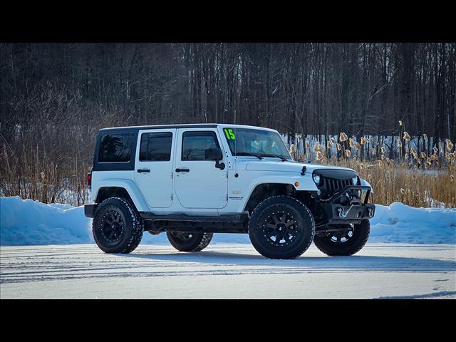 used 2015 Jeep Wrangler Unlimited car, priced at $15,900