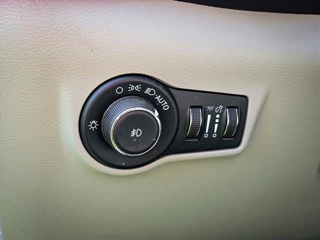 used 2022 Jeep Compass car, priced at $22,900