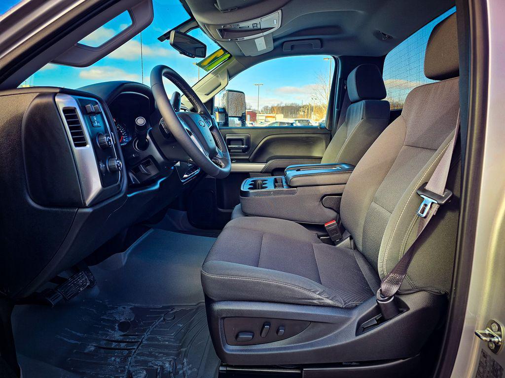 used 2017 Chevrolet Silverado 1500 car, priced at $28,900