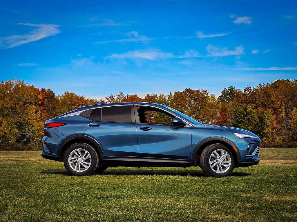 used 2025 Buick Envista car, priced at $23,900