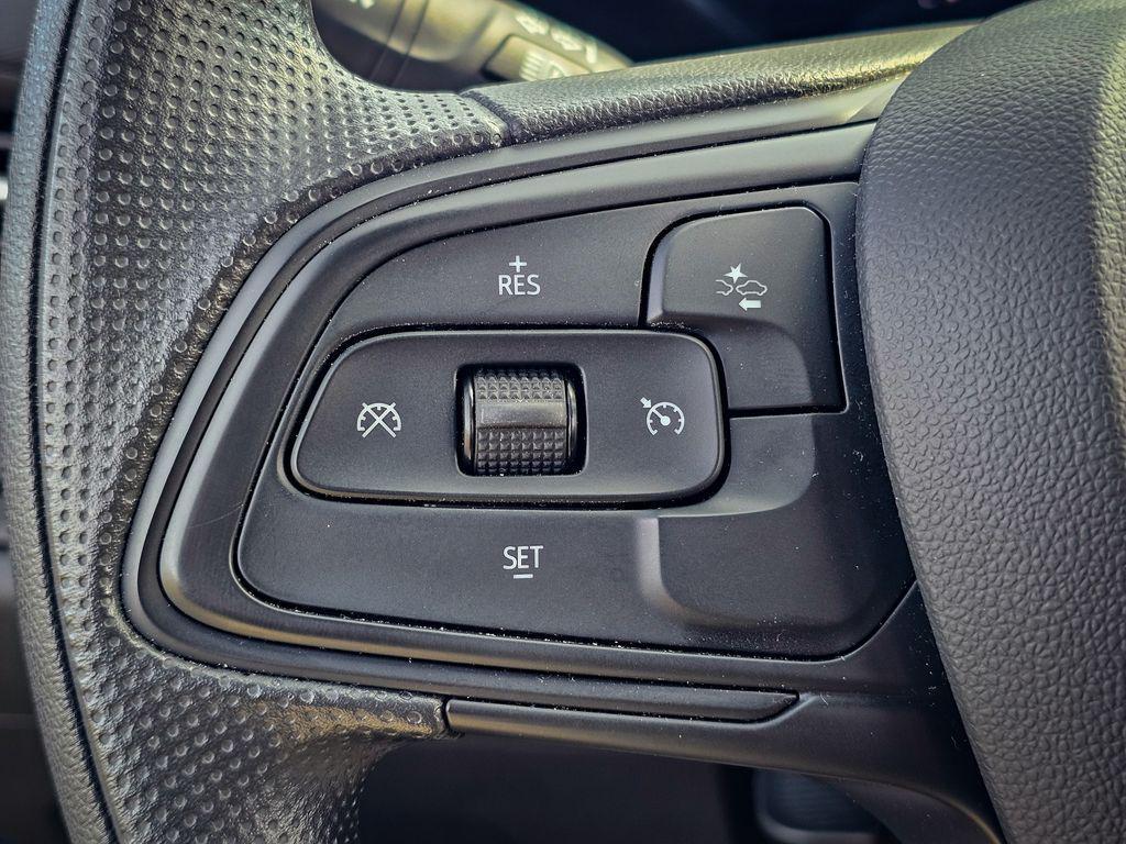 used 2025 Buick Envista car, priced at $23,900