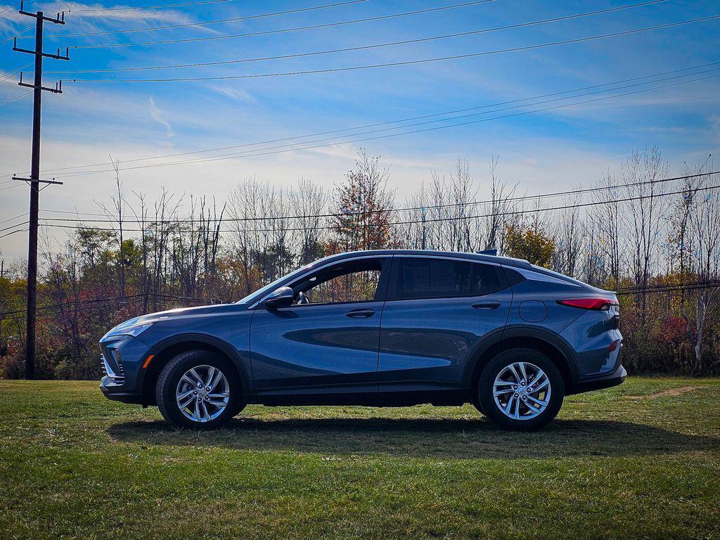 used 2025 Buick Envista car, priced at $23,900