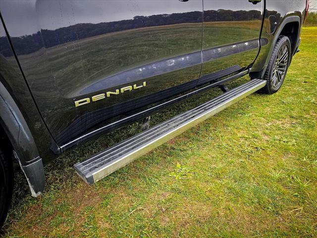 used 2022 GMC Sierra 1500 car, priced at $42,900