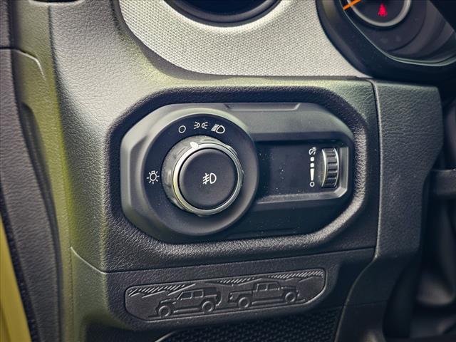 new 2025 Jeep Wrangler car, priced at $34,994