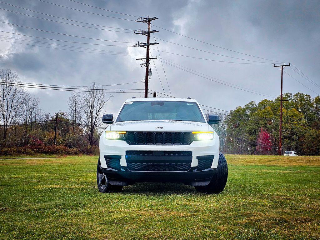 new 2025 Jeep Grand Cherokee L car, priced at $45,995