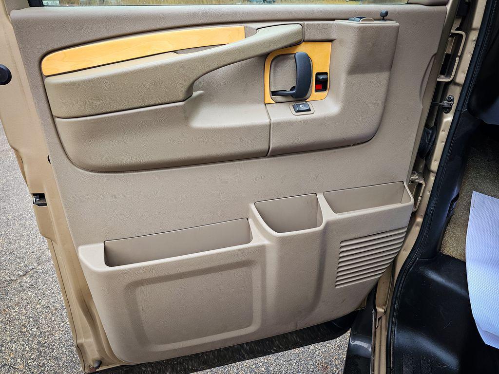 used 2006 Chevrolet Express 3500 car, priced at $29,900