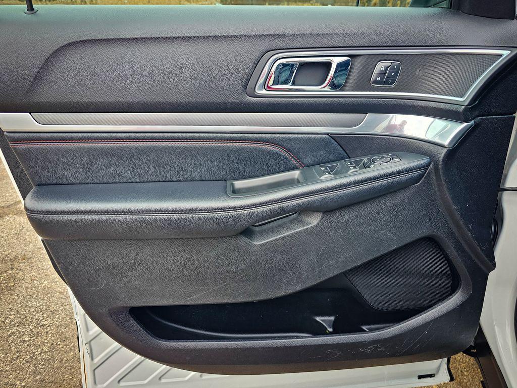 used 2016 Ford Explorer car, priced at $14,900