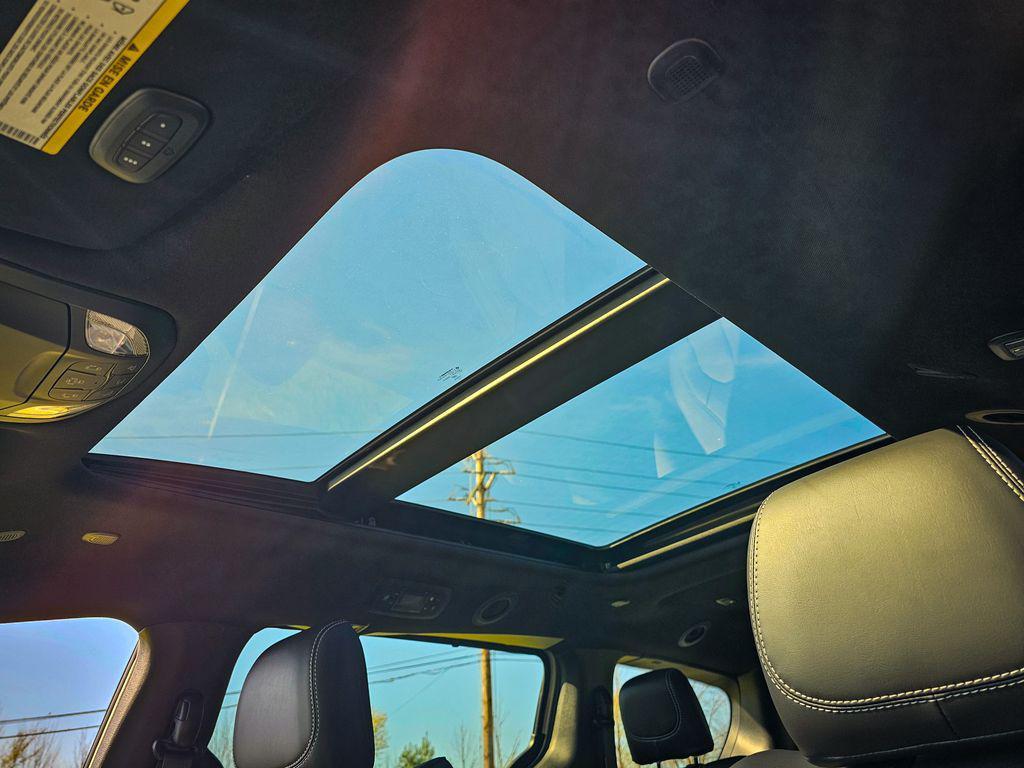 new 2026 Chrysler Pacifica car, priced at $46,482