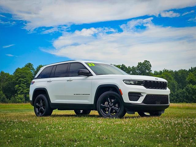 used 2022 Jeep Grand Cherokee car, priced at $33,900