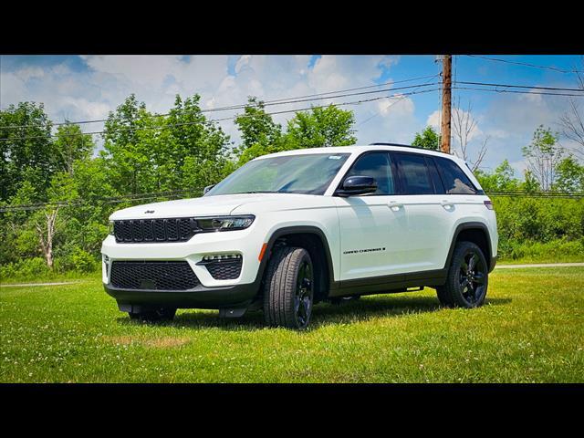 new 2025 Jeep Grand Cherokee car, priced at $46,926