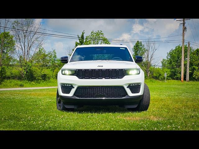new 2025 Jeep Grand Cherokee car, priced at $46,926