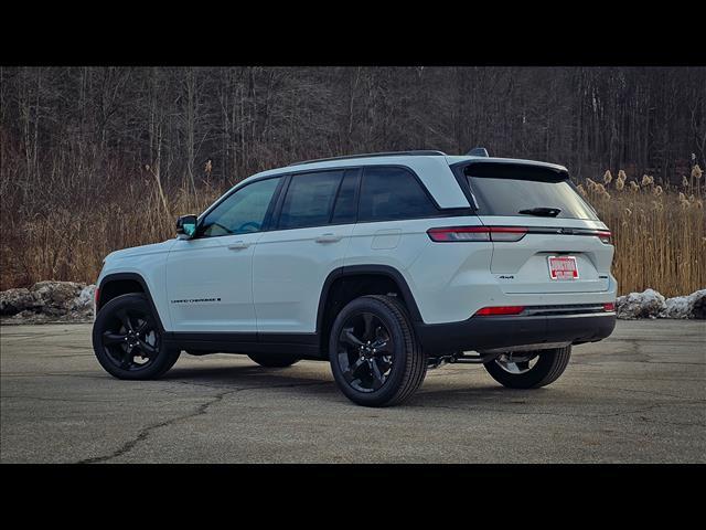 new 2025 Jeep Grand Cherokee car, priced at $49,735