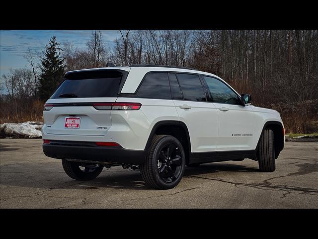 new 2025 Jeep Grand Cherokee car, priced at $49,735