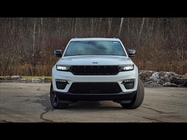 new 2025 Jeep Grand Cherokee car, priced at $49,735