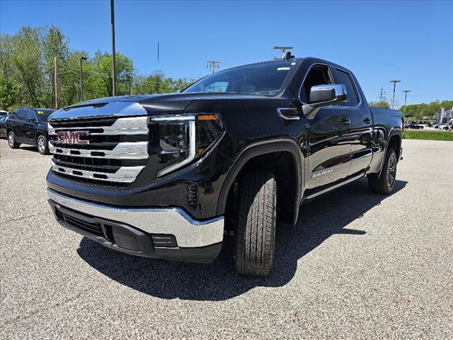 new 2024 GMC Sierra 1500 car, priced at $45,615