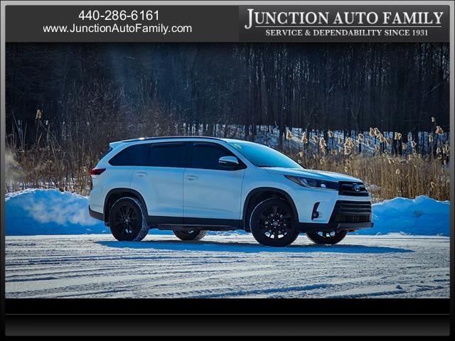 used 2019 Toyota Highlander car, priced at $24,900