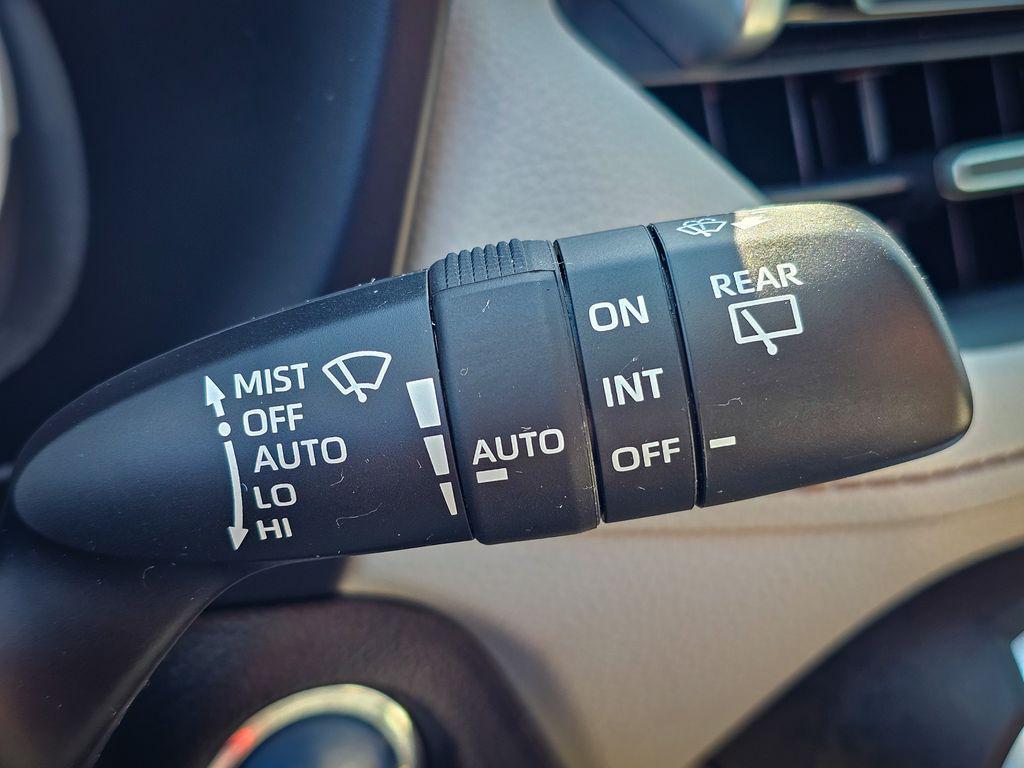 used 2021 Toyota RAV4 Hybrid car, priced at $28,900