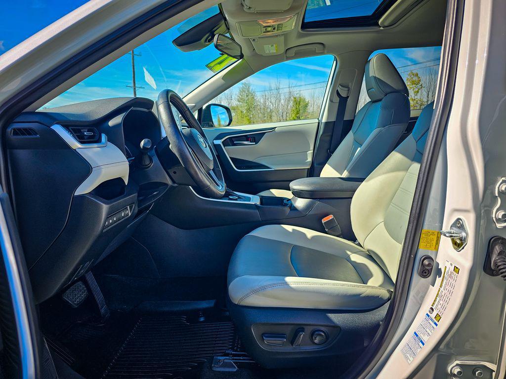 used 2021 Toyota RAV4 Hybrid car, priced at $28,900