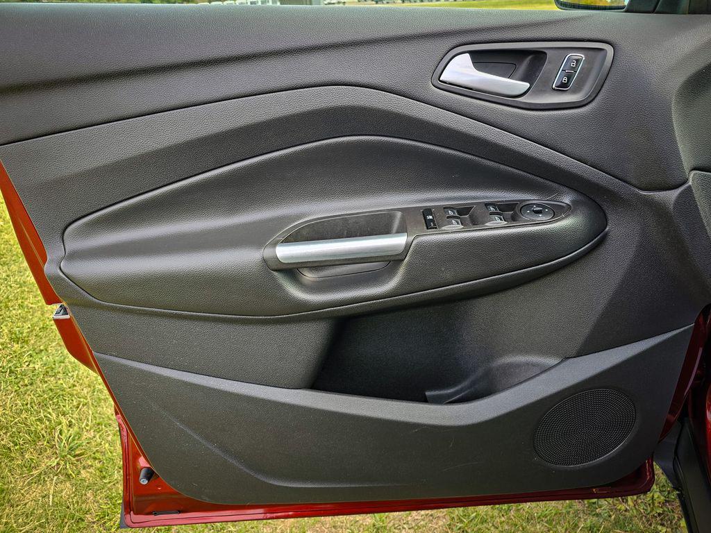 used 2014 Ford Escape car, priced at $9,900