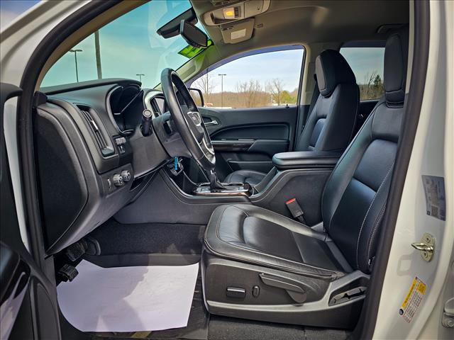 used 2022 GMC Canyon car, priced at $29,900