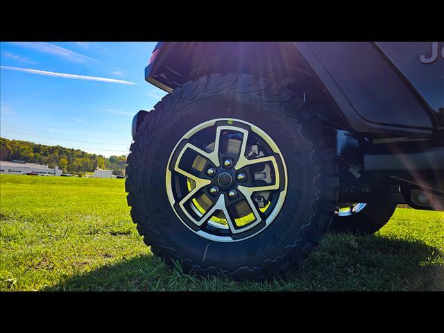 new 2024 Jeep Wrangler car, priced at $55,624