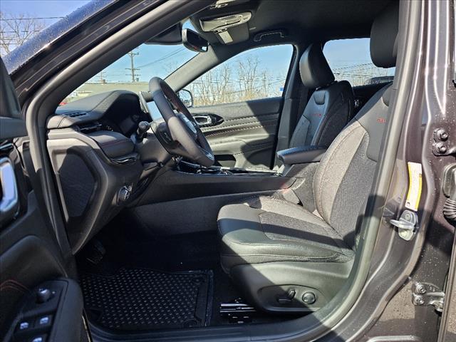 new 2024 Jeep Compass car, priced at $32,861