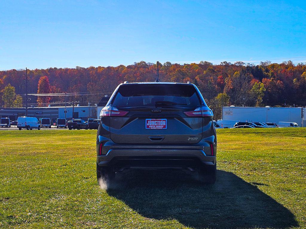 used 2022 Ford Edge car, priced at $22,990