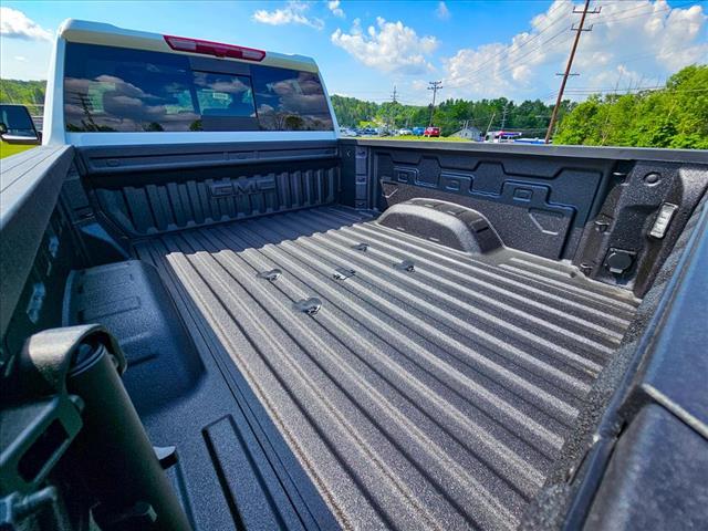 new 2025 GMC Sierra 2500 car, priced at $69,115