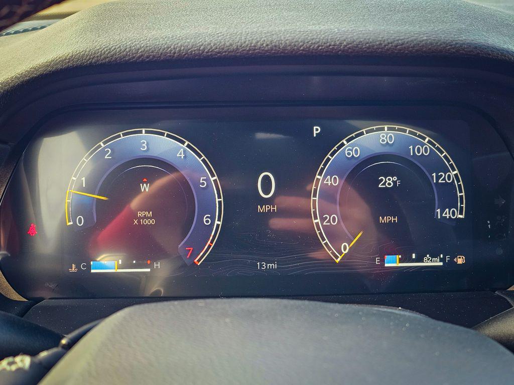 new 2025 Jeep Grand Cherokee car, priced at $37,239