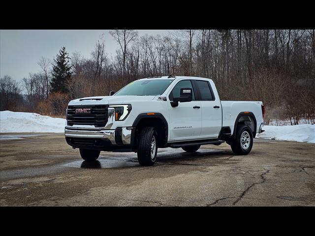 used 2024 GMC Sierra 2500 car, priced at $46,900