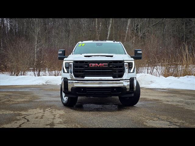 used 2024 GMC Sierra 2500 car, priced at $46,900