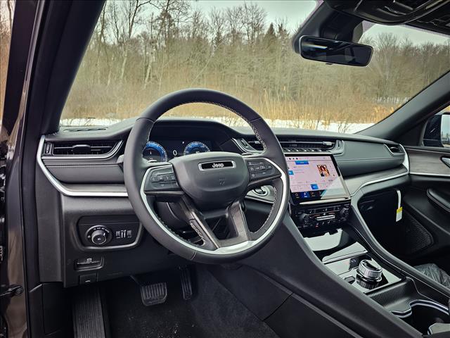 new 2025 Jeep Grand Cherokee L car, priced at $50,264