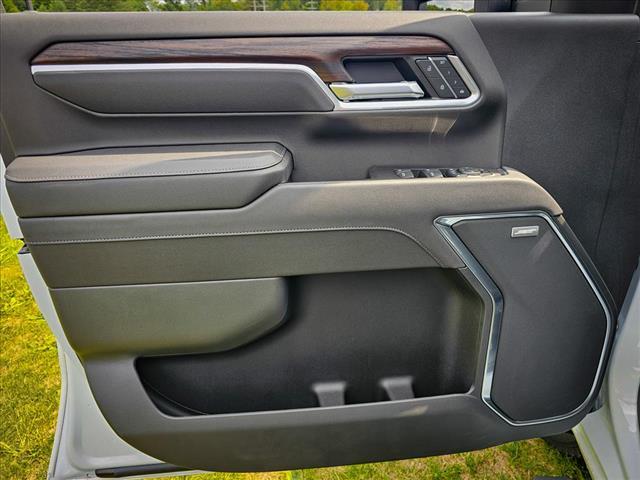 new 2025 GMC Sierra 2500 car, priced at $76,320