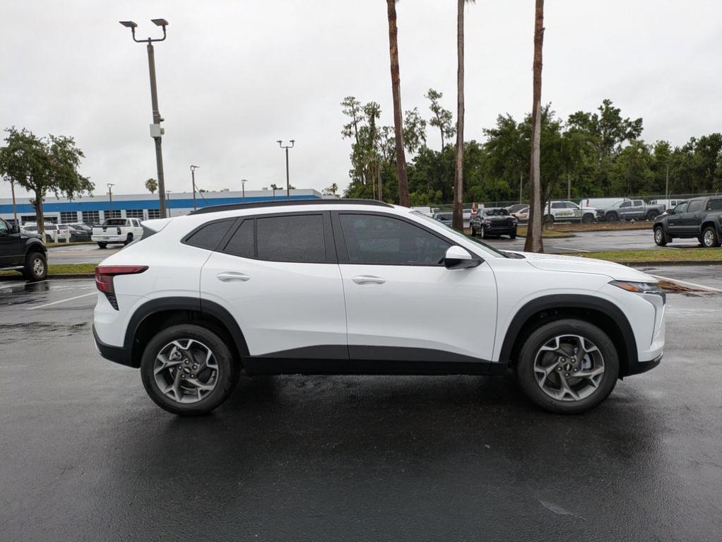 new 2025 Chevrolet Trax car, priced at $23,760