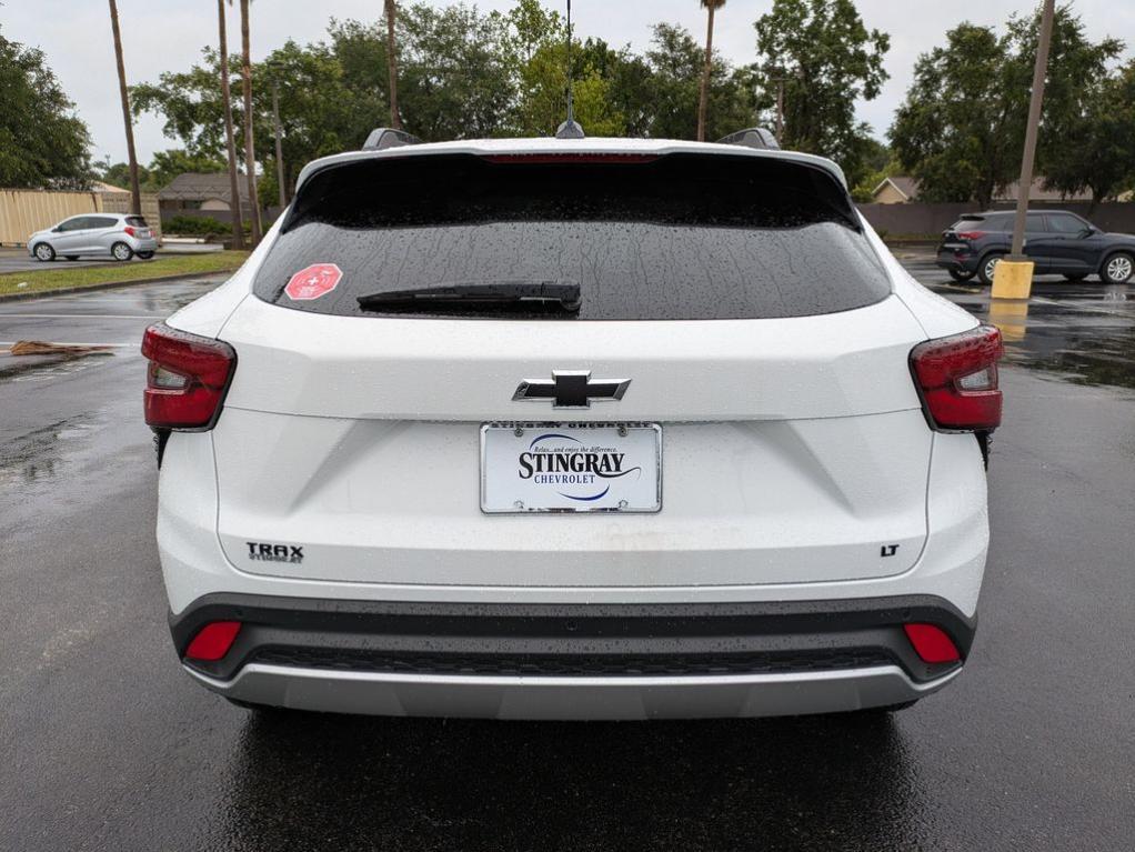 new 2025 Chevrolet Trax car, priced at $23,760