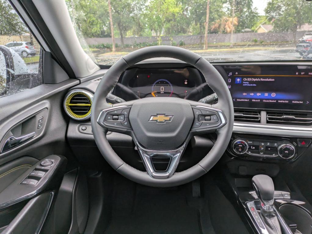 new 2025 Chevrolet Trax car, priced at $23,760