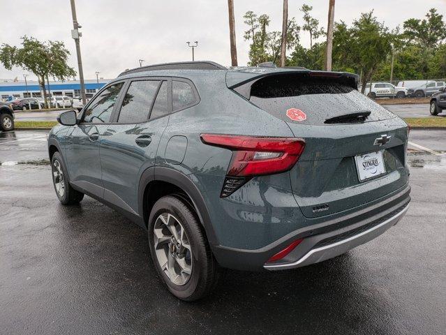 new 2025 Chevrolet Trax car, priced at $25,260