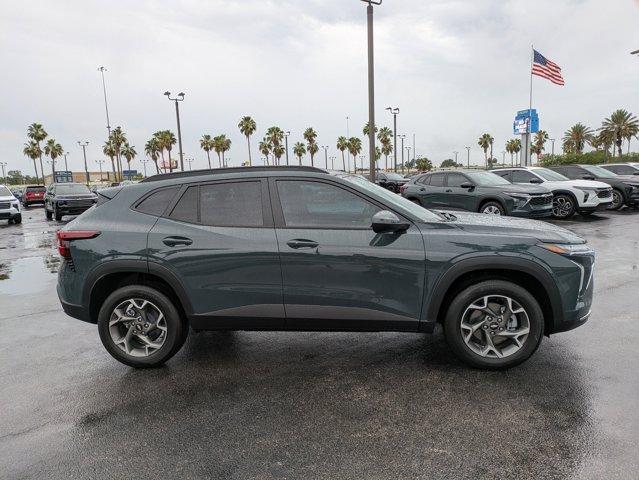 new 2025 Chevrolet Trax car, priced at $25,260