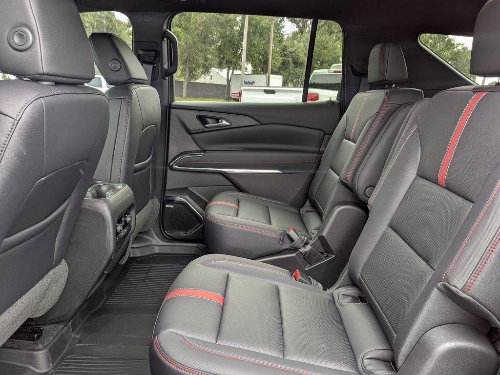 new 2026 Chevrolet Traverse car, priced at $59,210