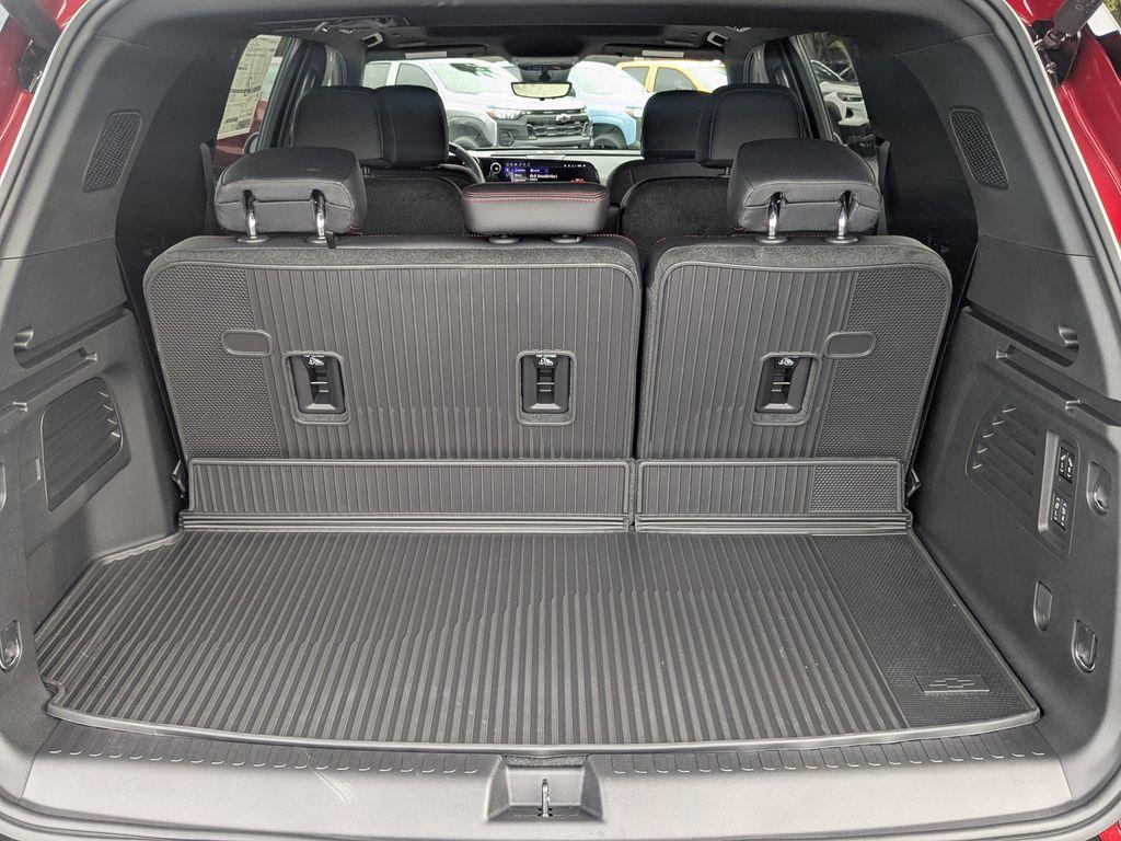 new 2026 Chevrolet Traverse car, priced at $59,210