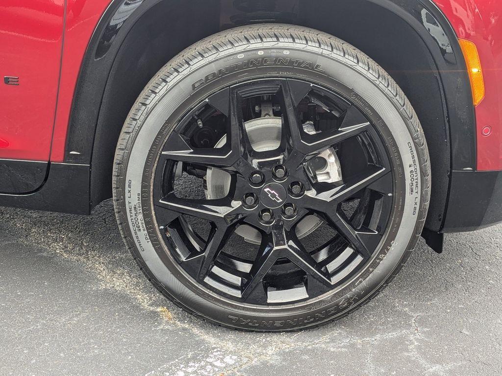 new 2026 Chevrolet Traverse car, priced at $59,210